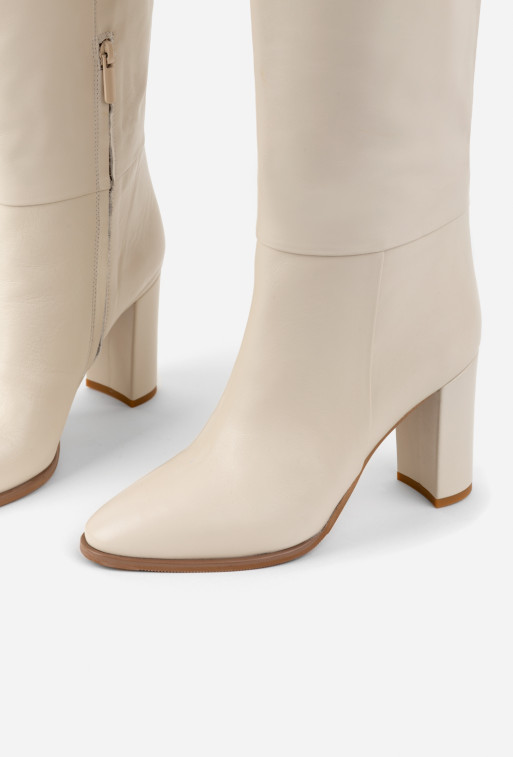 Stella milk leather
heeled high boots /8 cm/