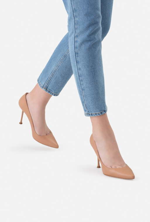 Beige leather high heel pumps /9 cm/
