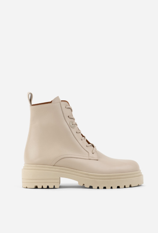 Riri beige leather
boots /baize/
