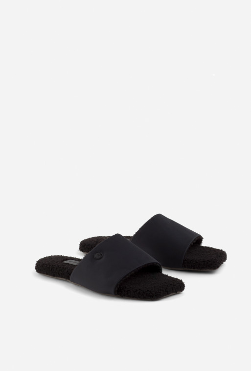 Carol black textile
home slippers