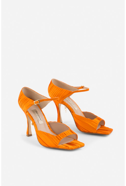 Tina orange textile
sandals /9 cm/