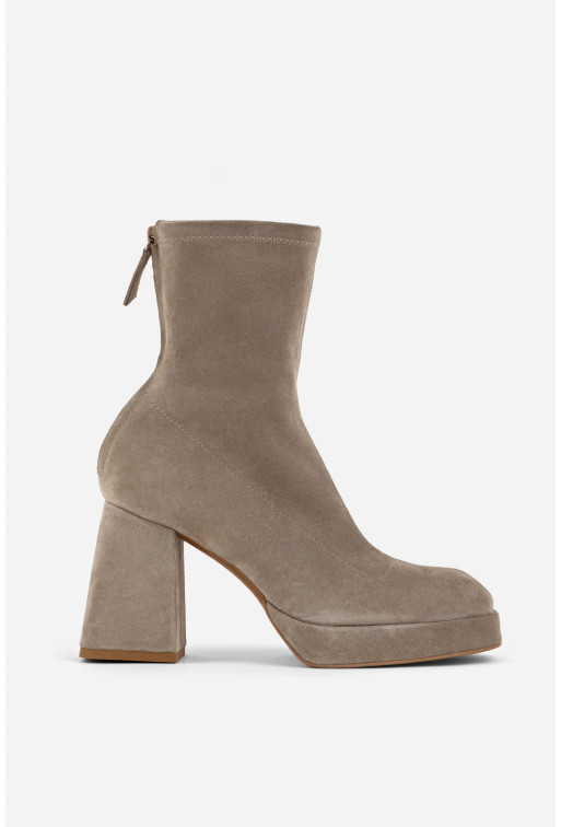 Christina gray suede
ankle boots