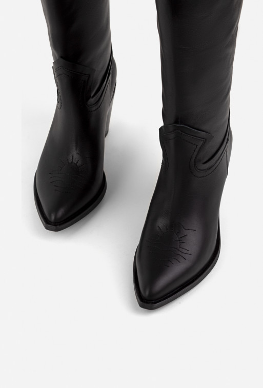 Kachorovska x KSENIIASCHNAIDER
Lula black leather cowboy boots