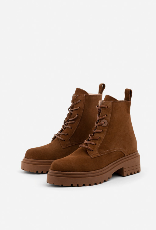 Riri dark brown suede
boots /fur/