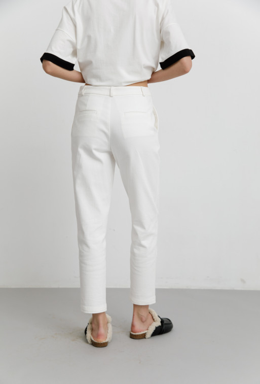 Ginger white color
pants