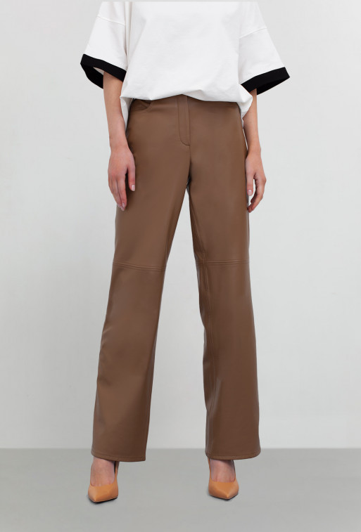 Fox beige eco-leather
pants