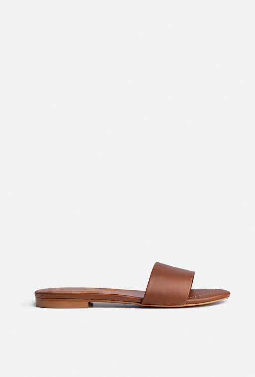 Reese brown leather
slides