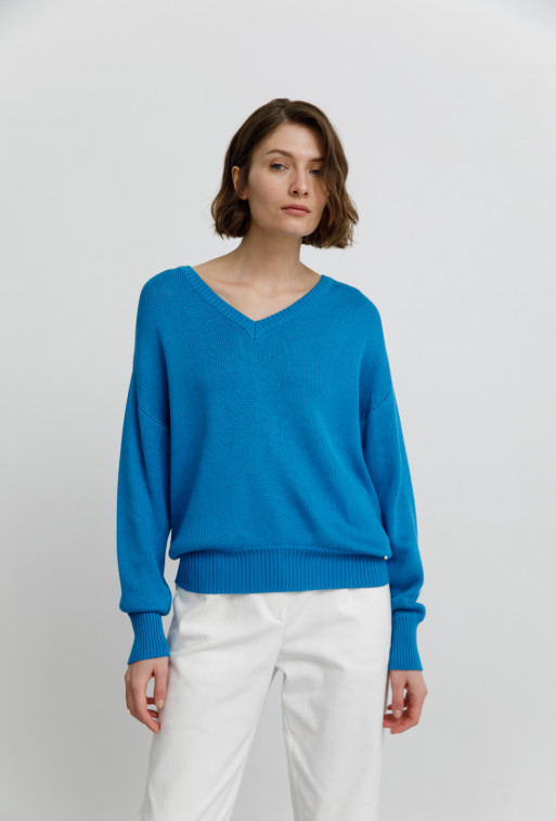 Tommy dark blue
knit sweater