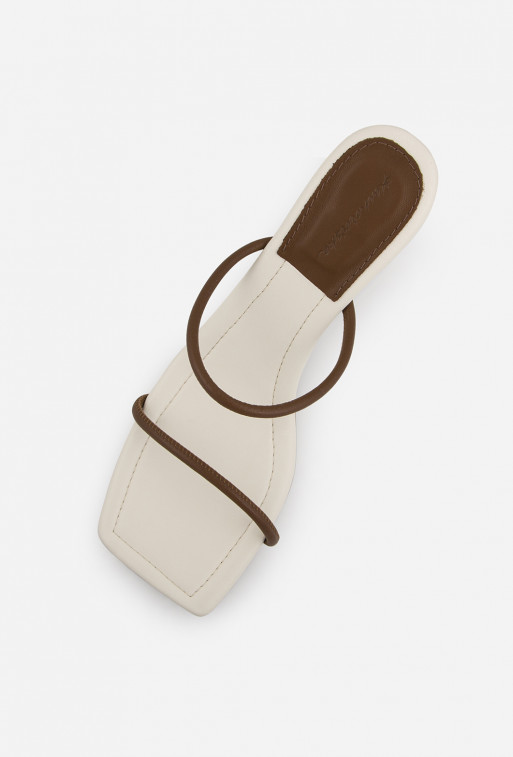 Bonnie milk leather
sandals