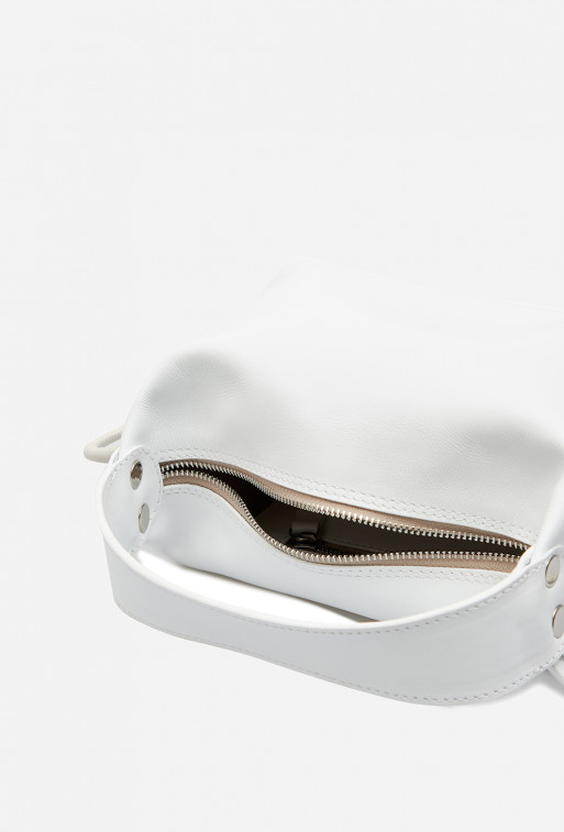 Selma micro white leather
cross body bag /silver/