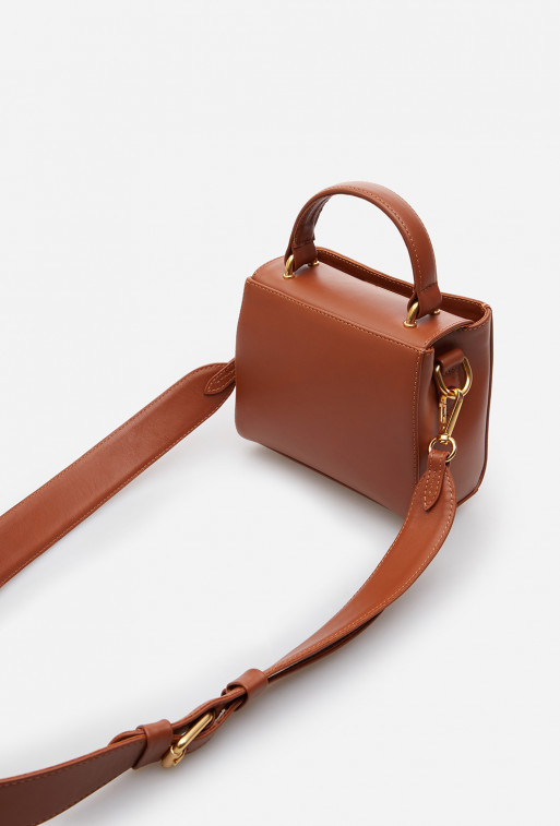 Erna micro RS caramel-colored leather
city bag /gold/