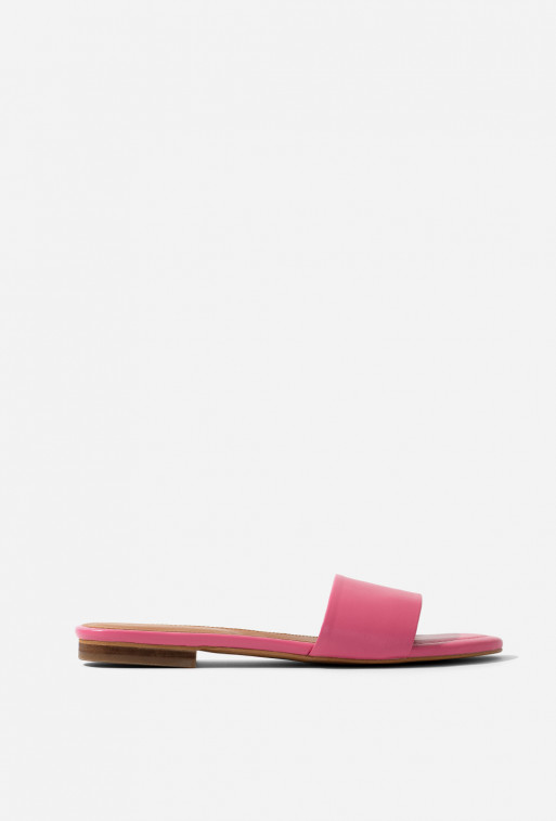 Reese pink leather
slides