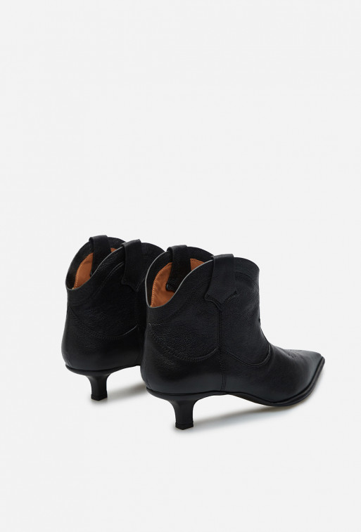 Cherilyn black leather cowboy boots