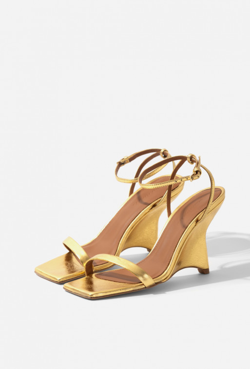Isa bright golden leather sandals