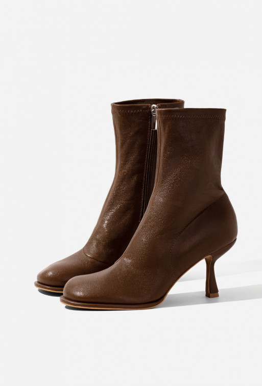 Blanca brown leather ankle boots