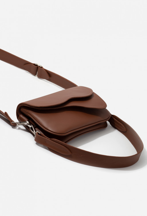 Saddle bag 2
dark brown leather crossbody /silver/