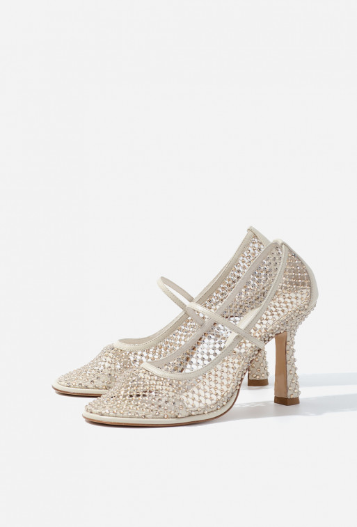 Jerry light milky leather with Swarovski crystals pumps